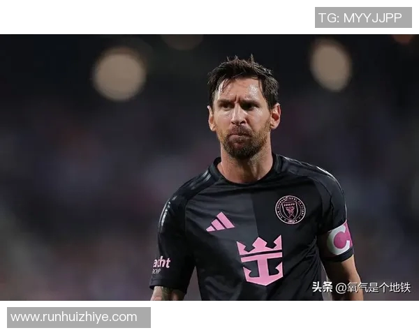 足球巨星惊呼梅西天赋无与伦比震撼全场视频曝光引发热议